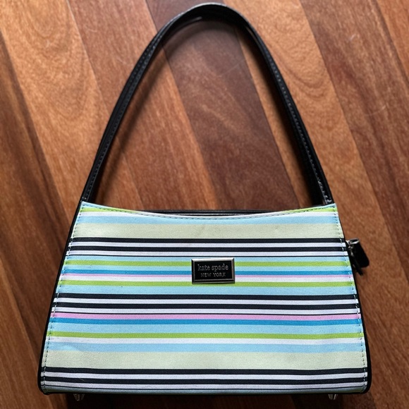 Kate Spade New York purse - Picture 1 of 3